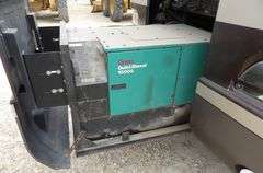 U-1267 2005 Monaco Dynasty Motor Coach