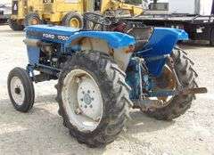 U-1324 Ford 1700 Tractor