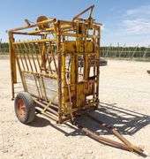 U-608  Portable Squeeze Chute