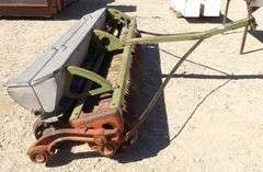 U-918 Pull Type Brillion Seeder