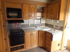 U-404 1999 Marquis 5th Wheel Travel Trailer