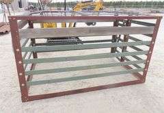 U-1296  Livestock Rack