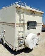 U-1263  1996 New Horizon GN Travel Trailer
