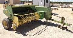 U-1028  John Deere 346 Baler