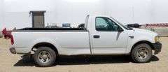 U-770  2002 Ford F150 XL Pickup