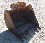 U-772 Backhoe Bucket