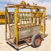 U-608  Portable Squeeze Chute