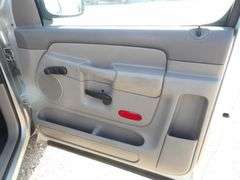 U-1356 2002 Dodge 1500 Pickup