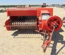 U-812  Massey Ferguson 120 Baler