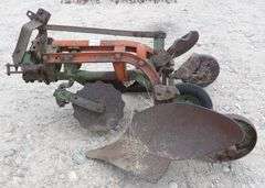 U-1277 2 Bottom Plow