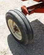 U-443  1967 Allis Chalmers 190 XT Series II Tractor