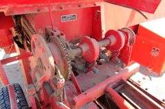 U-812  Massey Ferguson 120 Baler