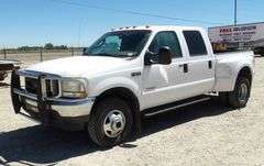 U-728 2004 Ford F350 Dually Pickup