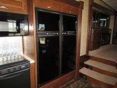 U-727 2015 Rushmore Lincoln 40' Travel Trailer