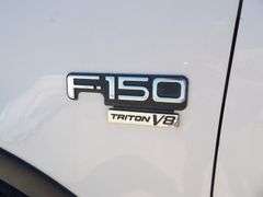 U-506 2000 Ford F-150 Pick Up