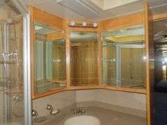 U-1267 2005 Monaco Dynasty Motor Coach