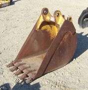 U-775 Backhoe Bucket