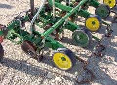 U-486 6 Row Planter