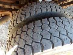 U-745 2006 Ford F-550 Service Crane Truck