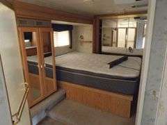 U-404 1999 Marquis 5th Wheel Travel Trailer
