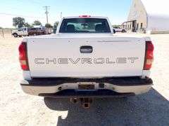 U-746 2004 Chevy Silverado 2500 Pickup