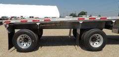 U-1391 2004 Benson Flatbed Semi Trailer