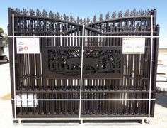 U-322 One Set Driveway Gates