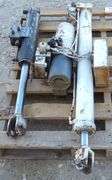 U-651 Hydraulic Rams