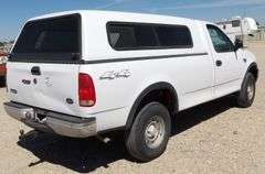 U-506 2000 Ford F-150 Pick Up