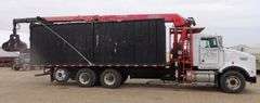 U-1365 2003 Kenworth Grapple Dump Truck