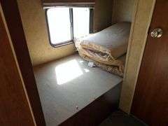 U-350 2013 Coleman Camp Trailer