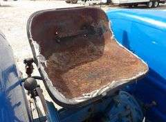 U-1324 Ford 1700 Tractor