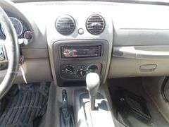 U-1060  2006 Jeep Liberty