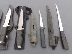 U-1305  Leatherman's + Swiss Army + Knives (24)