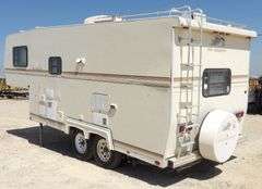 U-1263  1996 New Horizon GN Travel Trailer