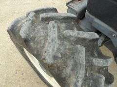 U-1268 New Holland TN90F Tractor