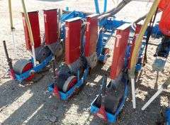 U-487 Monosem Planter