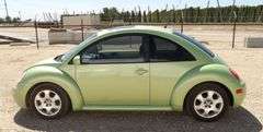 U-1087  2003 Volkswagen Bug