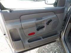 U-1356 2002 Dodge 1500 Pickup