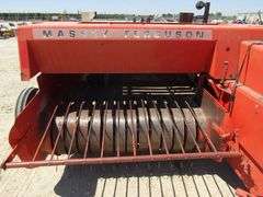 U-812  Massey Ferguson 120 Baler