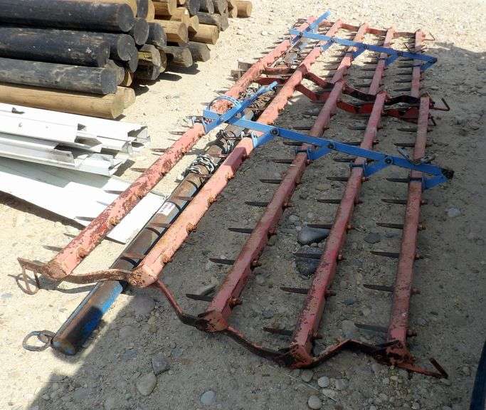 U-1603 Two Section Harrow w/Lead Bar