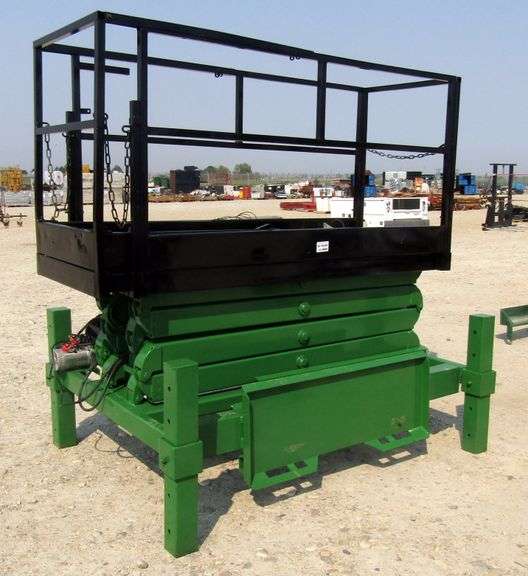 U-1425  Skid Steer Scissor Lift