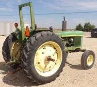U-1560 John Deere 2030 Tractor