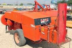 U-1578 Massey Ferguson 124 Baler