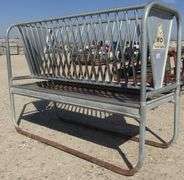 U-1550 Standing Hay Feeder