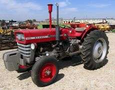 U-1557 Massey Ferguson 135 Diesel Tractor