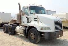 U-1518 2007 Mack CXN613 Truck Tractor