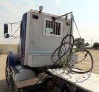 U-1456  1994 Kenworth T800 Truck Tractor