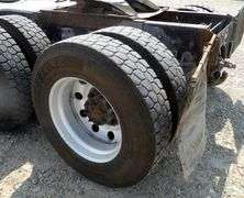 U-1456  1994 Kenworth T800 Truck Tractor