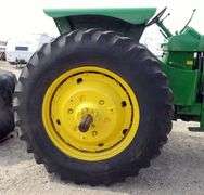 U-1446 John Deere 5020 Tractor